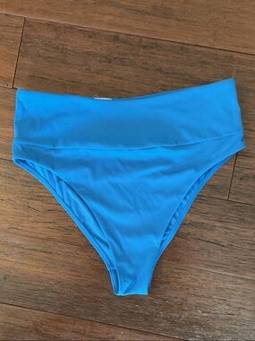 Athleta Ultra High Waist Cheeky Swim Bottom
